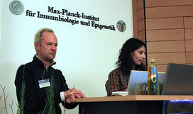 Asifa Akhtar and Thomas Jenuwein open the meeting MPI-IE